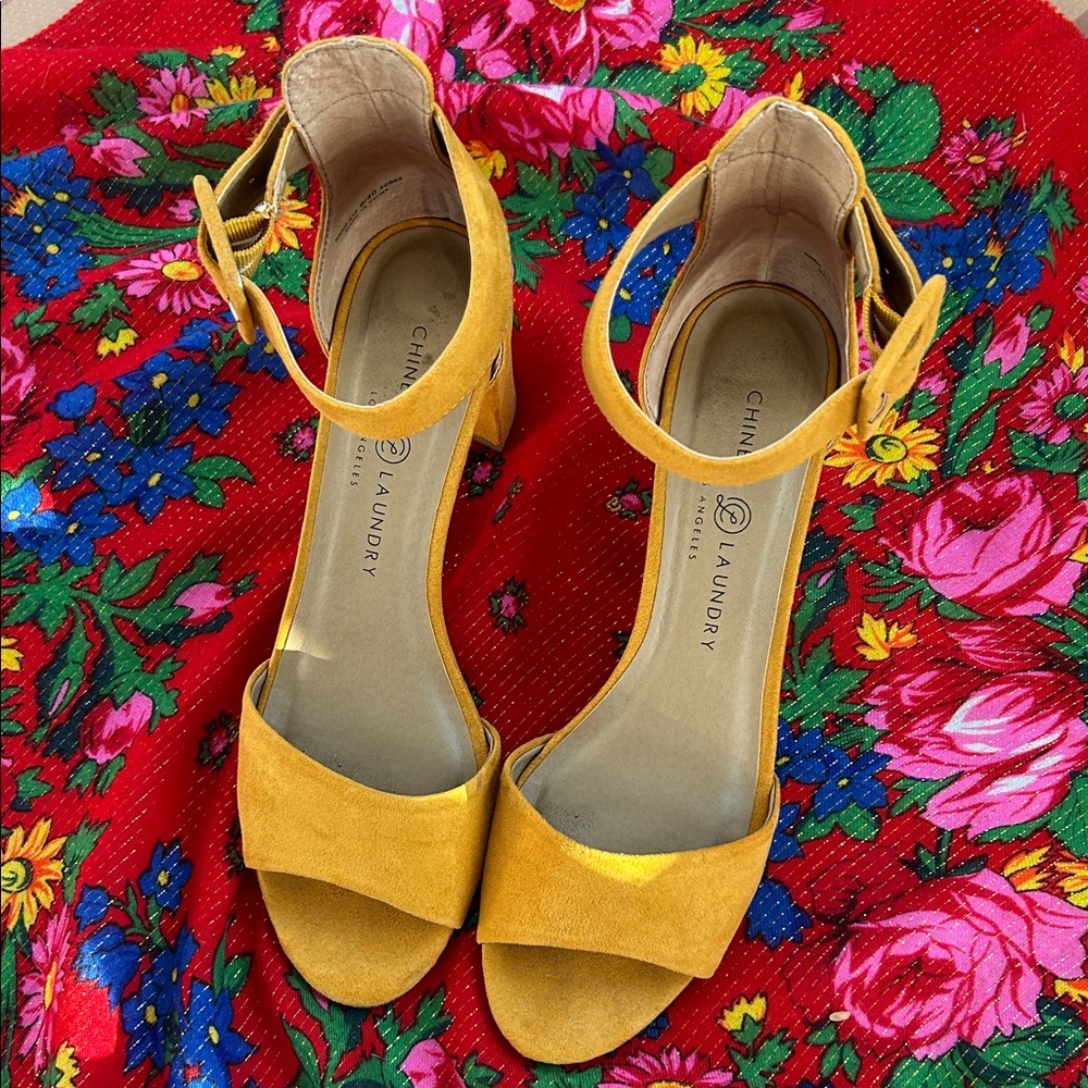 Chinese Laundry Mustard Yellow Heels